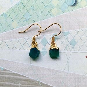 Beautiful lightweight Green Onyx Earrings